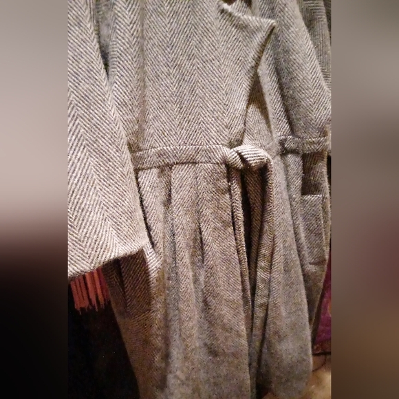 UK designer 100% wool coat size medium - Picture 2 of 6